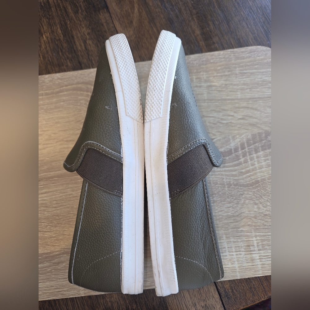 Ralph Lauren Olive Green Slip-On‎ Shoes - Picture 8 of 8